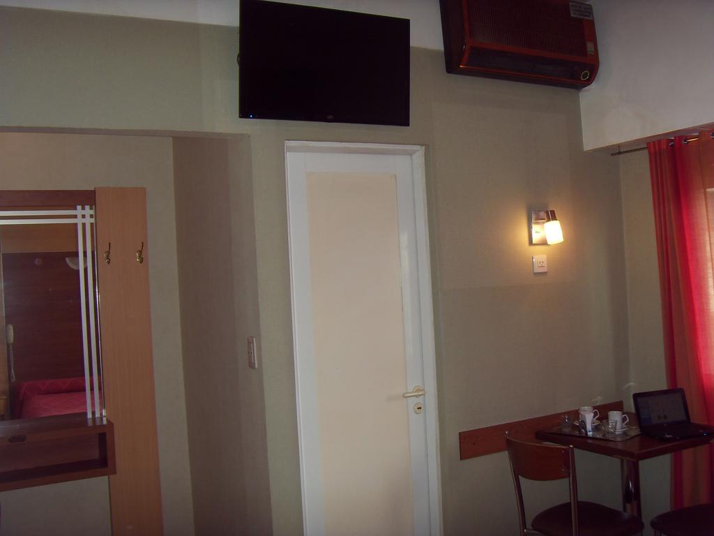 Hotel Embajador Rosario Pokoj fotografie